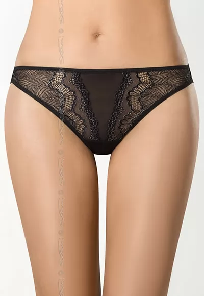 Sexy thong Praline fascinates by deep black color that emphasizes the smoothness of your skin. The feminine lace pattern and intriguing back complete the sensual look. 1 piece. In set with matching bralette sold separately.