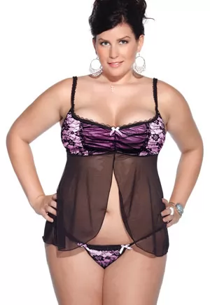 Chemise satin lace and pink thong plus size