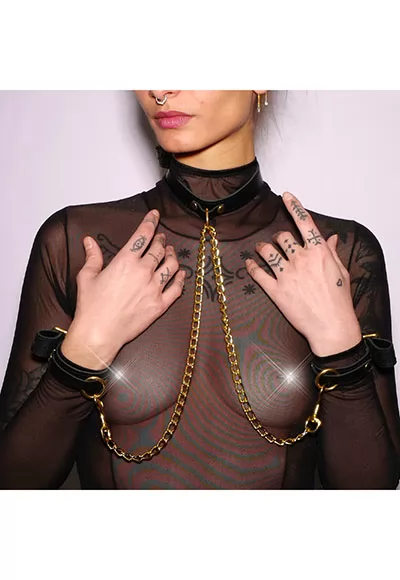 Leather collar and handcuffs gold chain