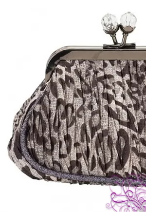 Leopard makeup bag with jewel closure 15cm