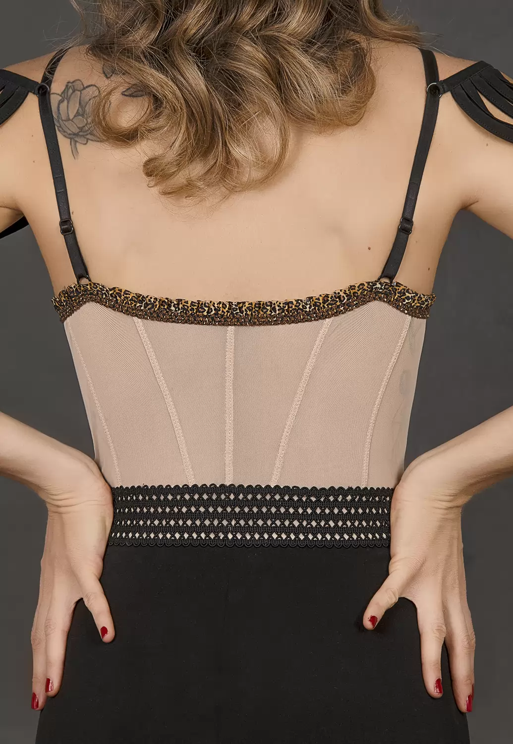 Cathy Strapless transparent mesh dress