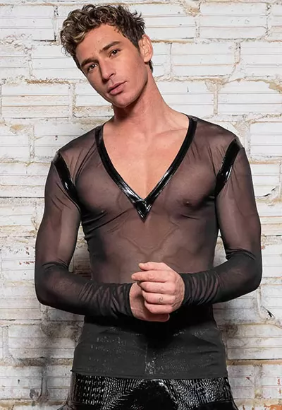 Ali tee shirt résille vinyl col v