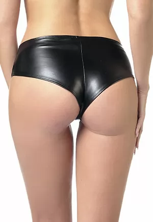 Shorty Béatrice échancré en faux cuir noir foncé, essentiel à votre collection. Le shorty fetish Béatrice mettra en valeur vos fesses avec une coupe parfaite. Le tissu est extensible pour une meilleure adaptation à vos courbes, de coloris noir foncé.  Cette matière ressemble beaucoup au cuir avec un effet texturé semblable au cuir naturel....