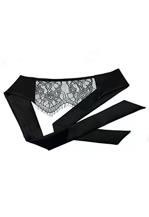 Bandeau dentelle Meteorite en Dentelle et Soie, pour des jeux sensuels. 1 pièce.  E.L.F ZHOU London est une marque érotico-chic luxueuse d'un nouveau genre, confectionnant avec précision des pièces exceptionnelles incarnant la séduction, la féminité et l'érotisme.