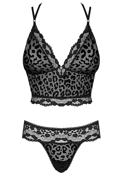 L'imprimé léopard sauvage de l'ensemble de lingerie Giully réalisera vos fantasmes et ceux de votre bien aimé.  Vous aimez les surprises ? Parfait, car ce modèle de lingerie vous en réserve quelques unes : des bretelles élastiques entrecroisées dans le dos, un imprimé animal au toucher velours, un tulle transparent...  Plus de détails ici...