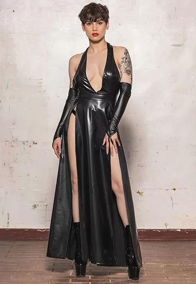 Lilith robe vinyle mat