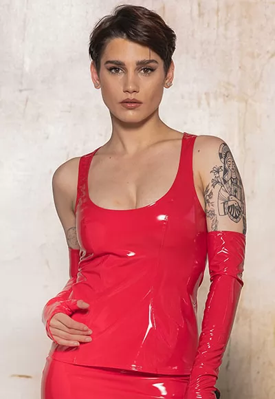 Praline top vinyle rouge