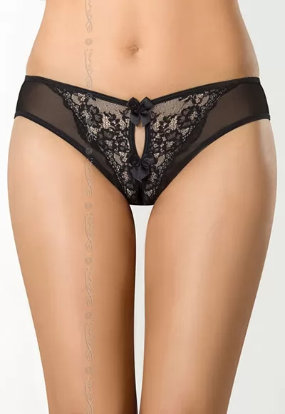 Tanga ouvert terriblement sexy, beige de base, recouvert de dentelle noire et terminé par une fine maille noire pour que le tout soit craquant. Ce tanga ouvert l'est sur l'avant, sur l'arrière mais aussi à l'entre-jambes. Ses petits noeuds apportent une touche de glamour. 87% Polyamide, 13% Elasthanne Modèle Almond Jelly Tanga V-7835  1 pièce