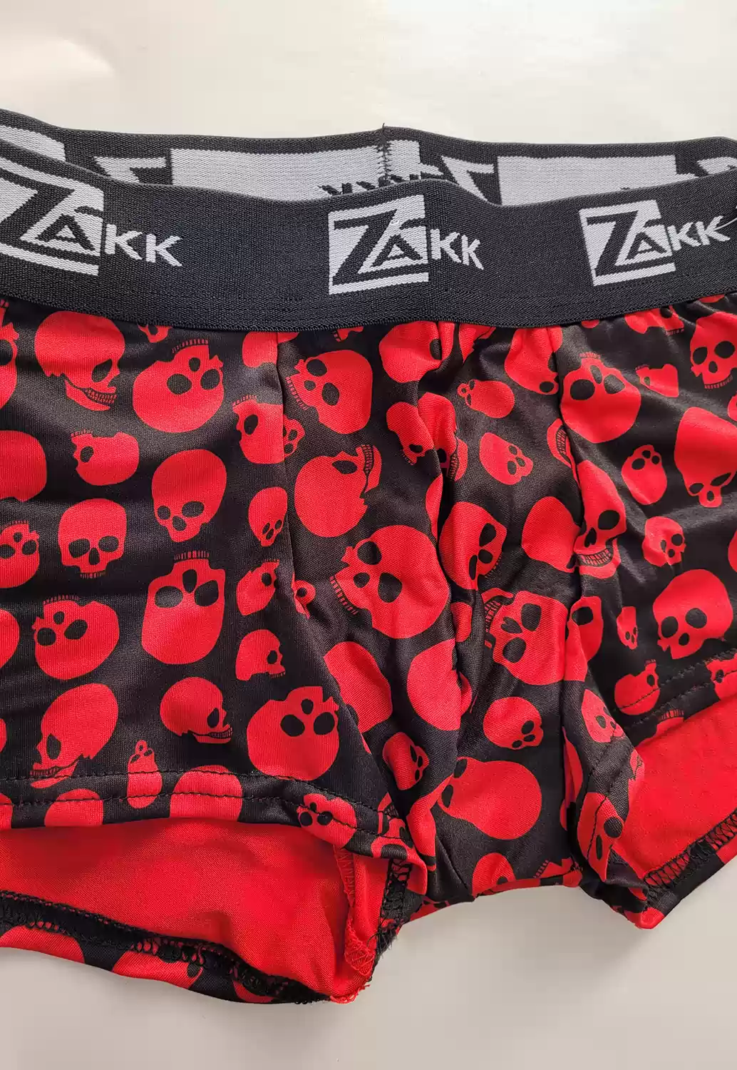 Boxer tete de mort rouge en lycra