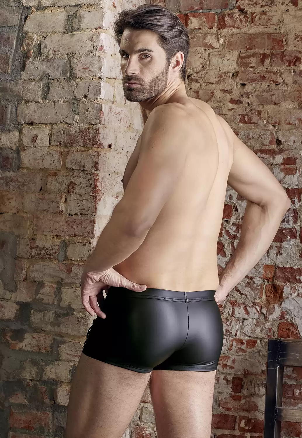 Shorty pour homme effet cuir et zip